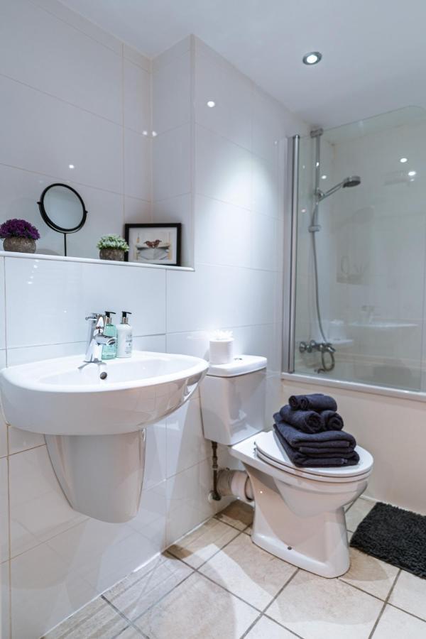 The Lusso Suite - 2Br - A 5* Escape Like No Other Glasgow Exterior photo